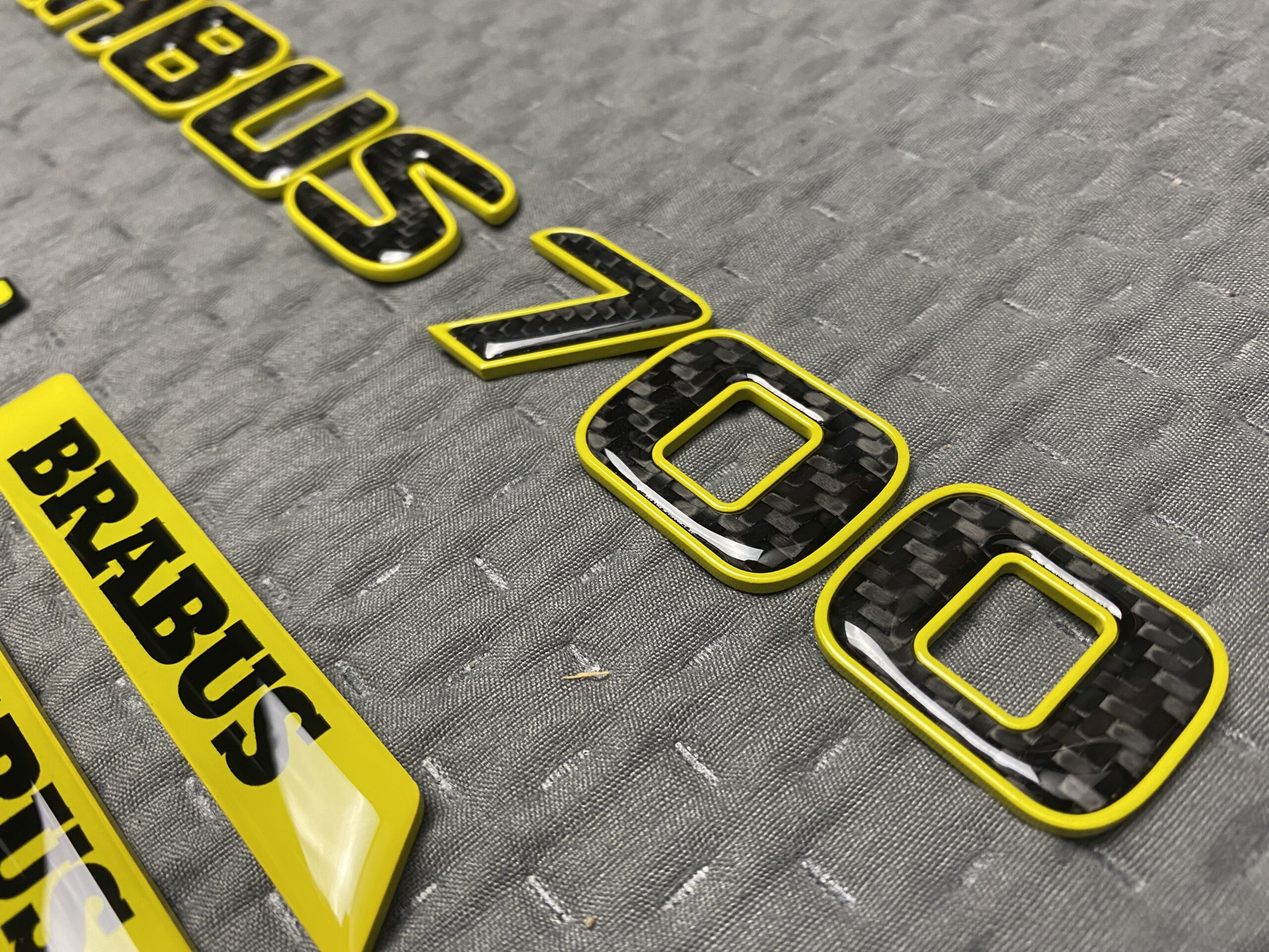 Emblem Brabus 700 Set Rocket style yellow and сarbon for Mercedes Benz G  Class