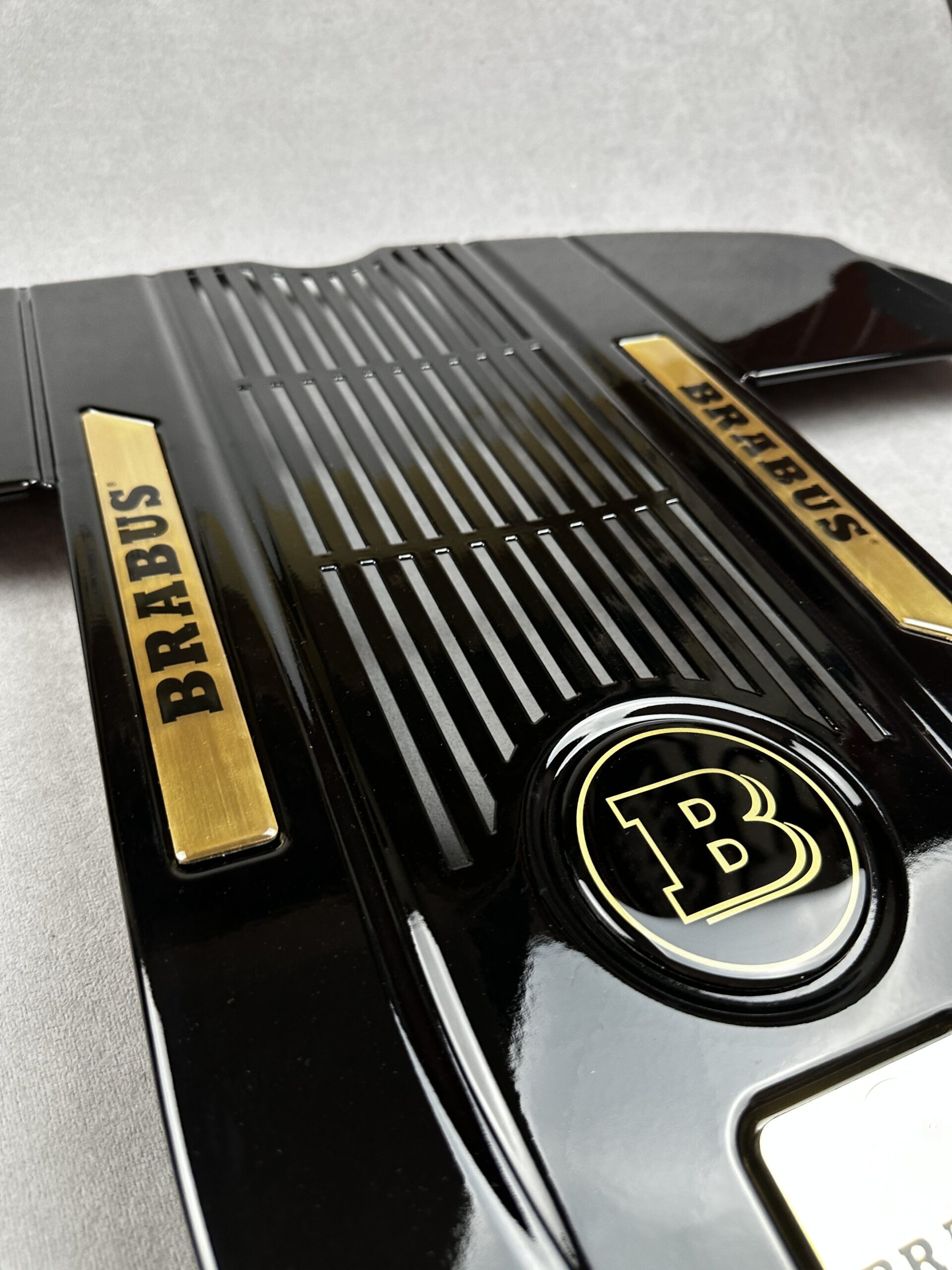 Brabus Engine Emblem V12 800 Badge Logo Emblem Gold Set